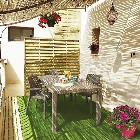 Coeur De Goudargues! Gite 2 Ou 3 Pers , Exterieur, Clim Exterior photo